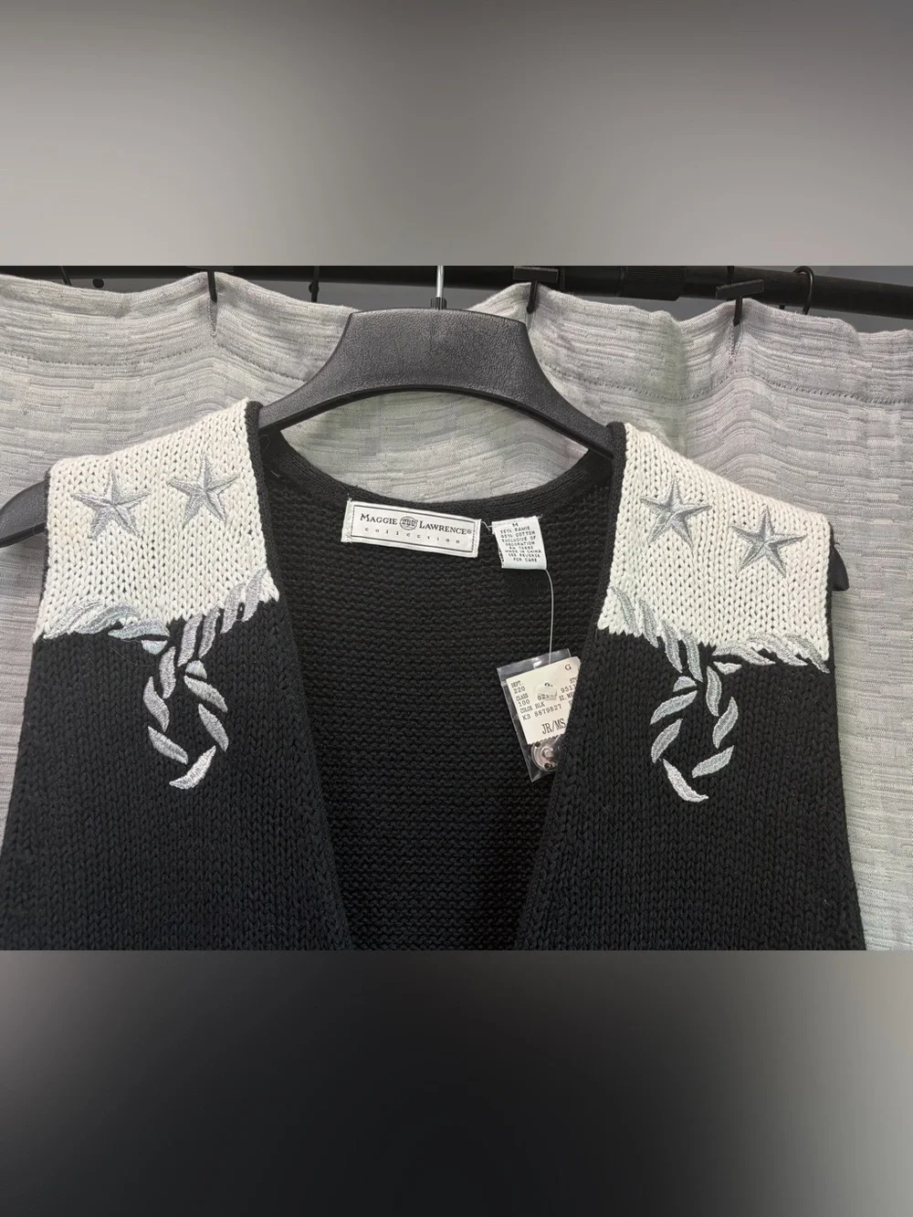 Maggie Lawrence knit vest- medium, nwt